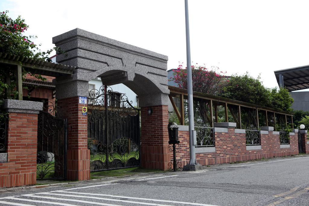 Guest House Of Permaculture Jiaxin Exterior photo